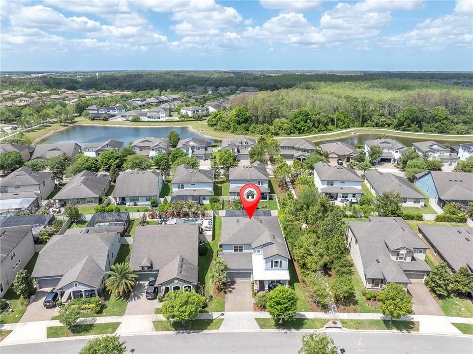 Activo con contrato: $789,900 (4 camas, 3 baños, 3320 Pies cuadrados)