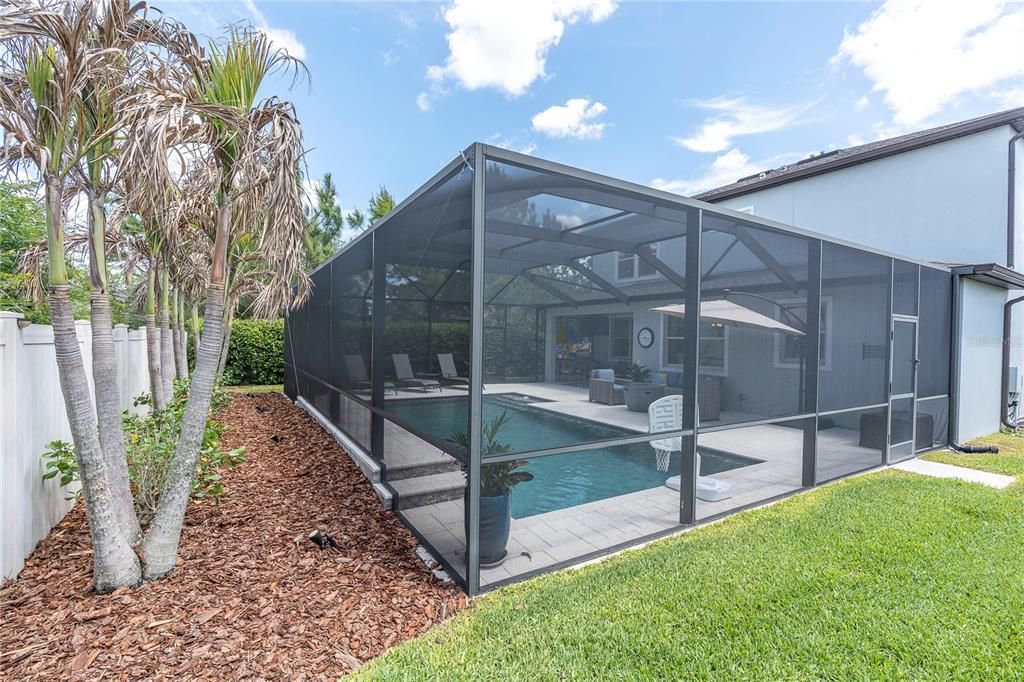 Activo con contrato: $789,900 (4 camas, 3 baños, 3320 Pies cuadrados)