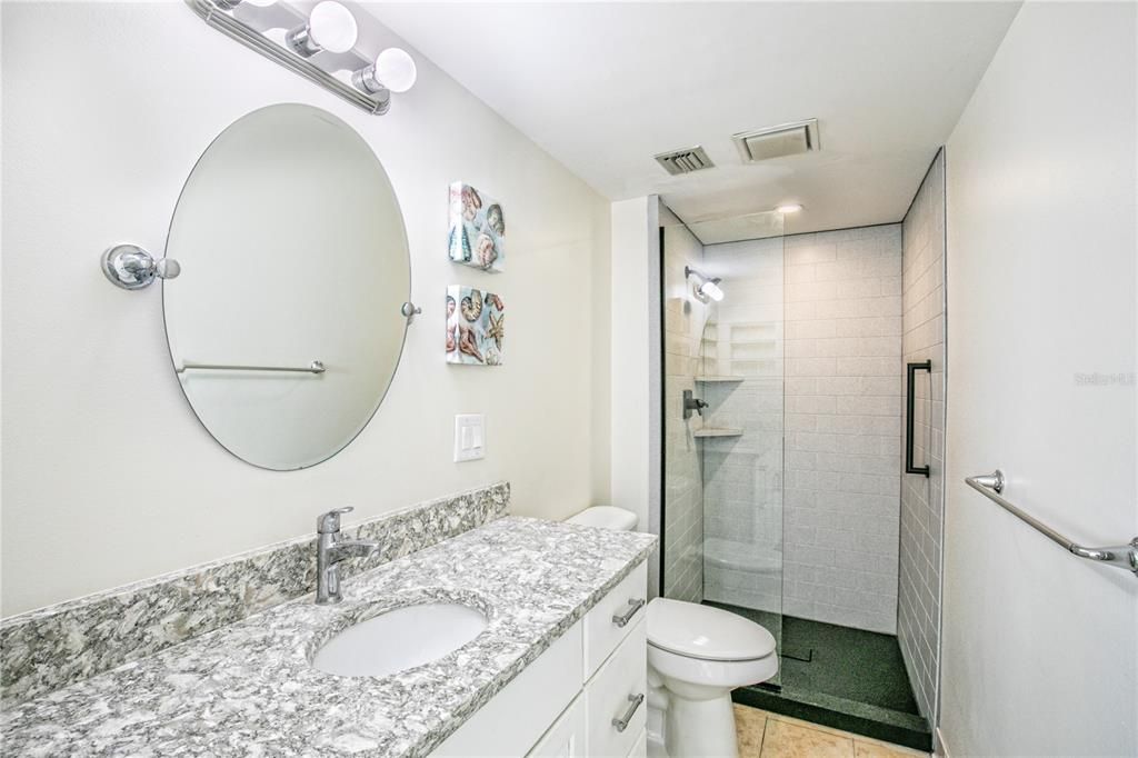 En Venta: $339,900 (3 camas, 3 baños, 1613 Pies cuadrados)