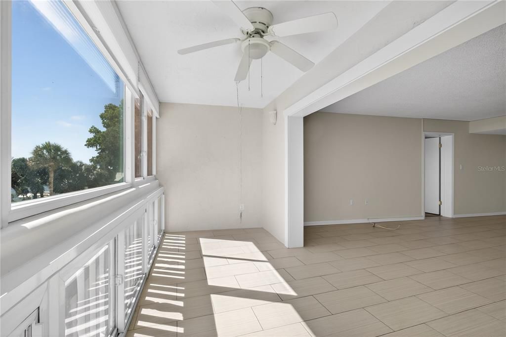 En Venta: $339,900 (3 camas, 3 baños, 1613 Pies cuadrados)