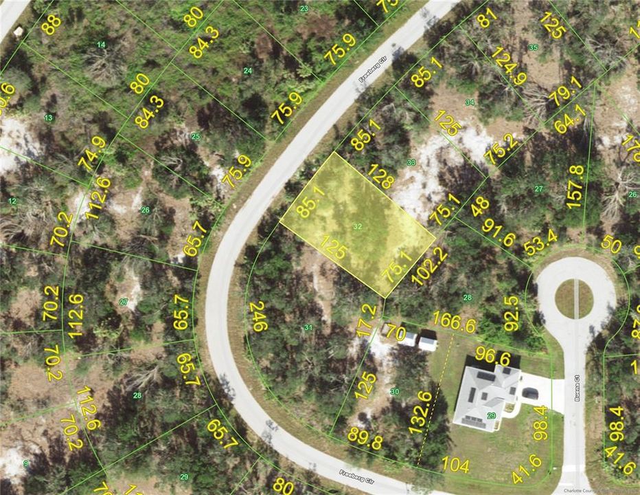 На продажу: $8,999 (0.23 acres)