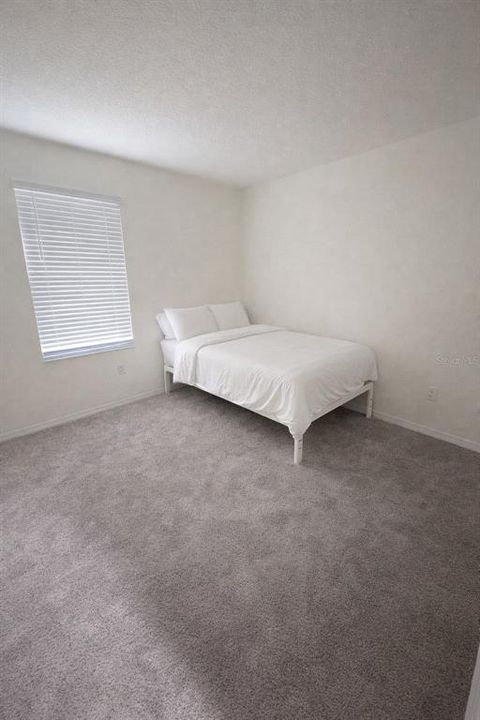 En Renta: $2,700 (4 camas, 2 baños, 2107 Pies cuadrados)
