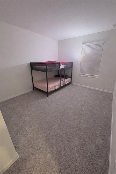 En Renta: $2,700 (4 camas, 2 baños, 2107 Pies cuadrados)