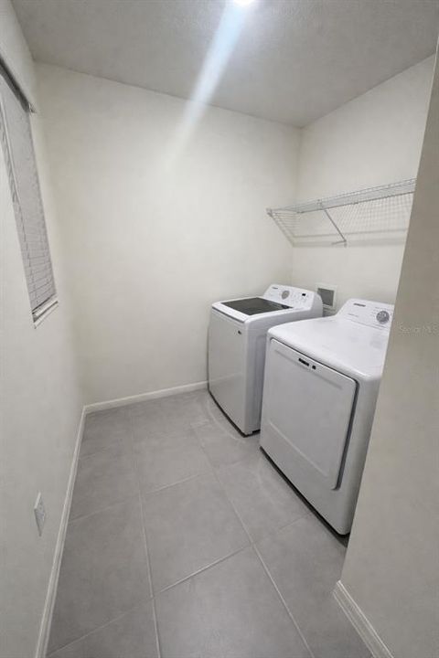 En Renta: $2,700 (4 camas, 2 baños, 2107 Pies cuadrados)