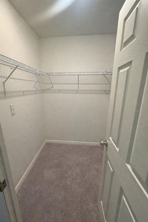 En Renta: $2,700 (4 camas, 2 baños, 2107 Pies cuadrados)