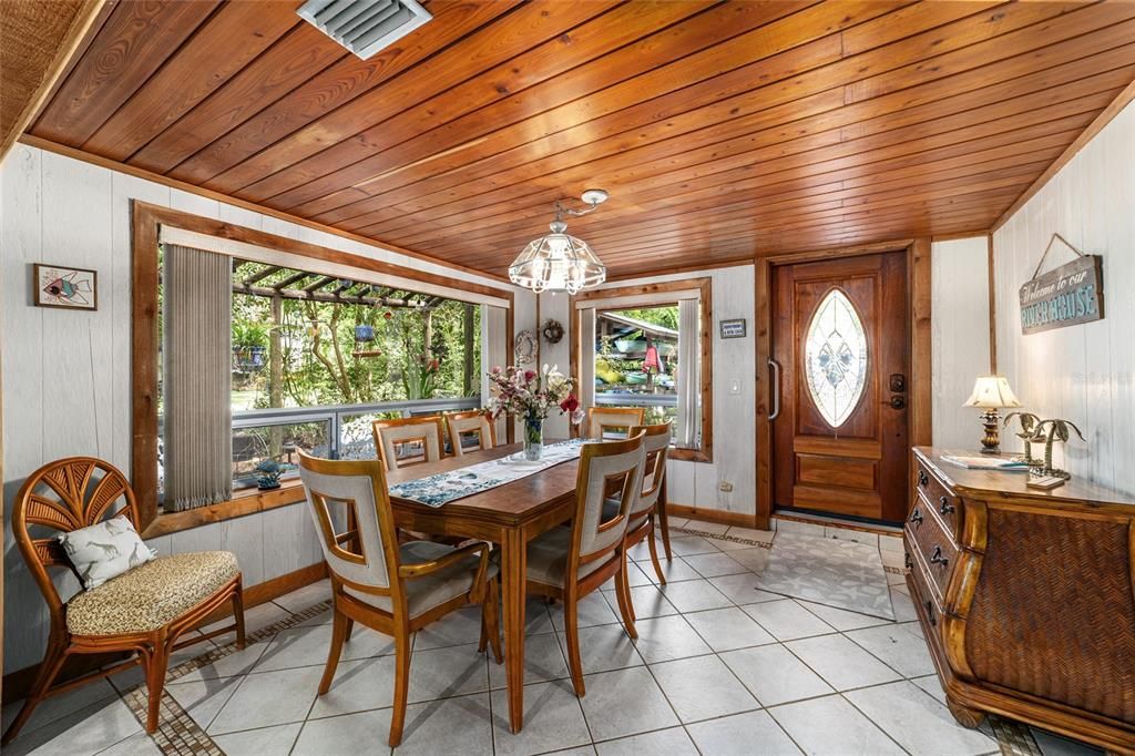 For Sale: $1,750,000 (3 beds, 2 baths, 2046 Square Feet)