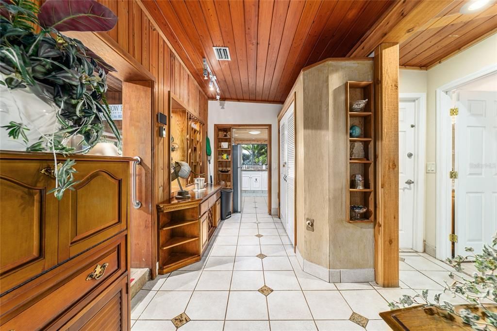 For Sale: $1,750,000 (3 beds, 2 baths, 2046 Square Feet)