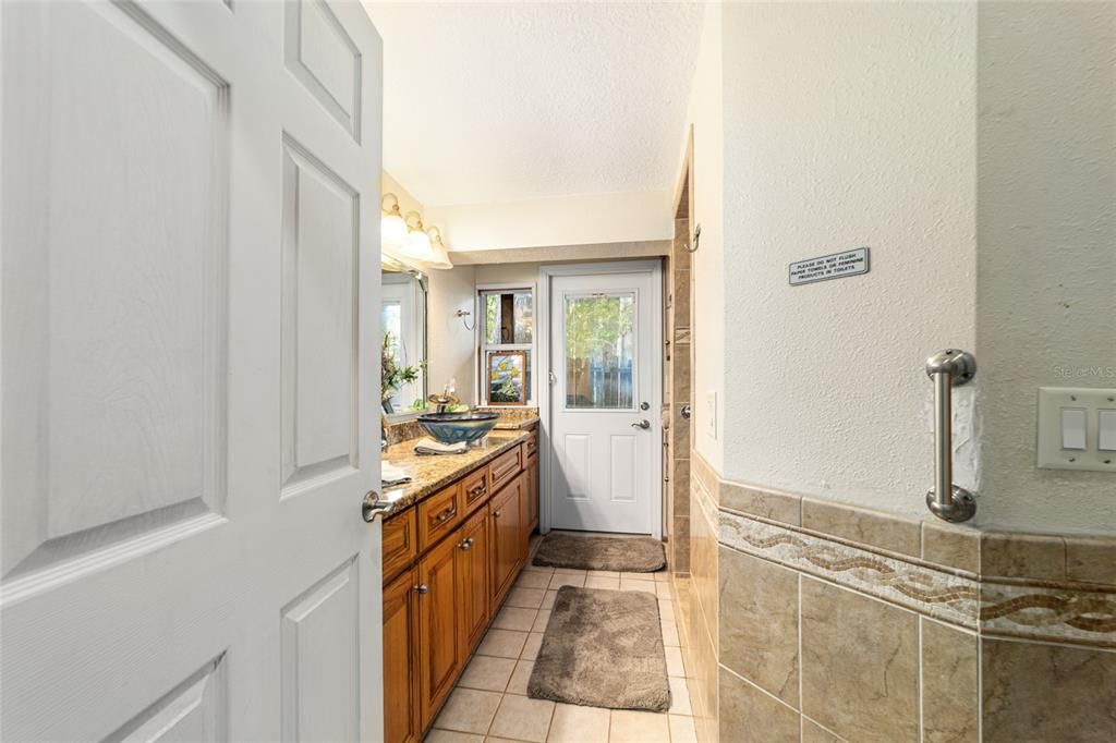 For Sale: $1,750,000 (3 beds, 2 baths, 2046 Square Feet)