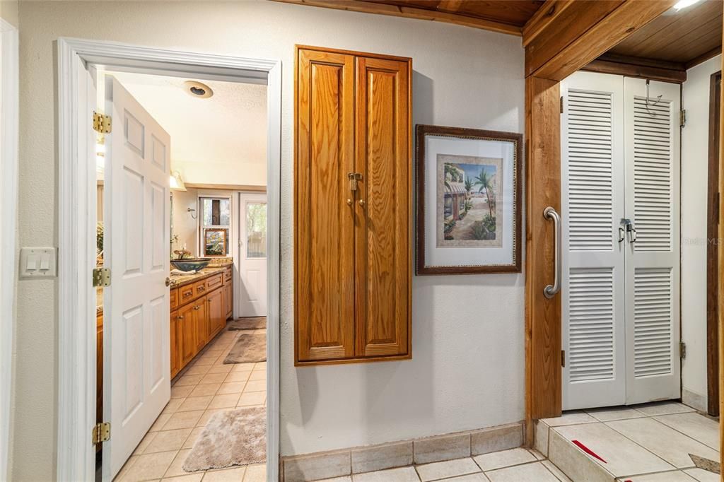 For Sale: $1,750,000 (3 beds, 2 baths, 2046 Square Feet)