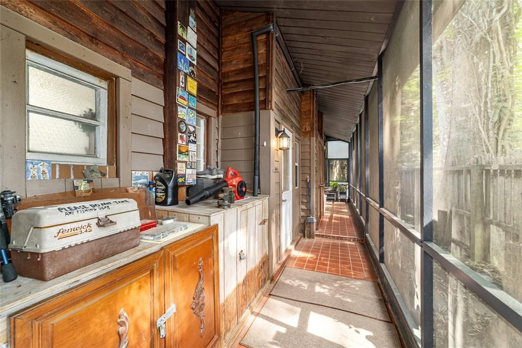 For Sale: $1,750,000 (3 beds, 2 baths, 2046 Square Feet)