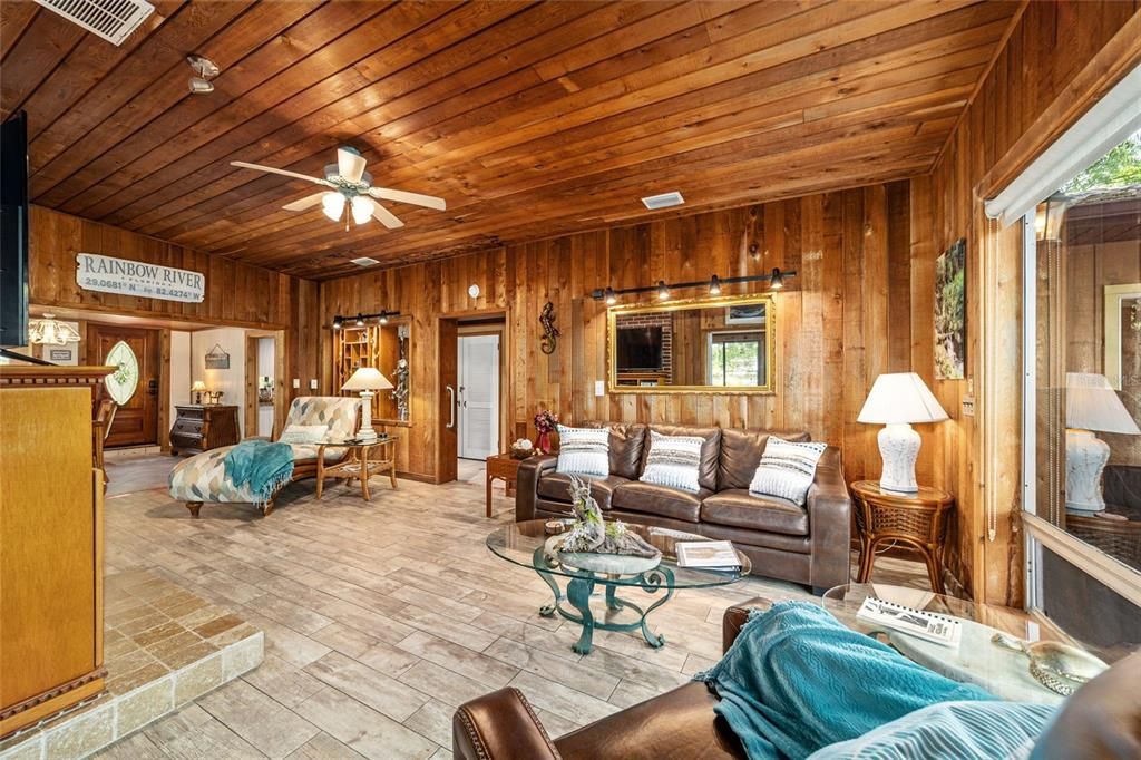 For Sale: $1,750,000 (3 beds, 2 baths, 2046 Square Feet)