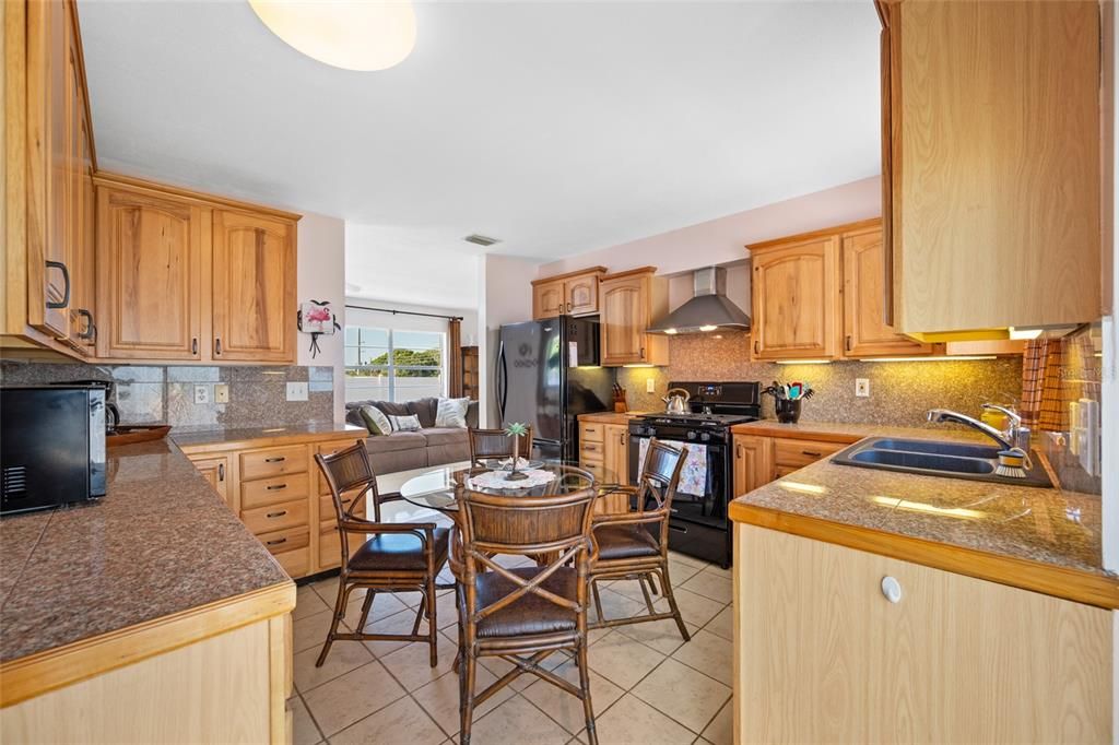 En Venta: $142,500 (2 camas, 1 baños, 765 Pies cuadrados)