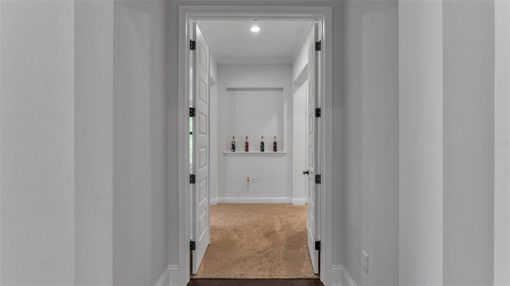 Activo con contrato: $1,275,000 (4 camas, 3 baños, 3186 Pies cuadrados)