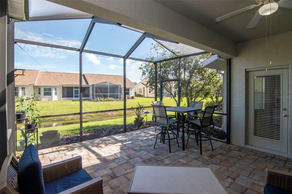 For Sale: $279,500 (2 beds, 2 baths, 1332 Square Feet)