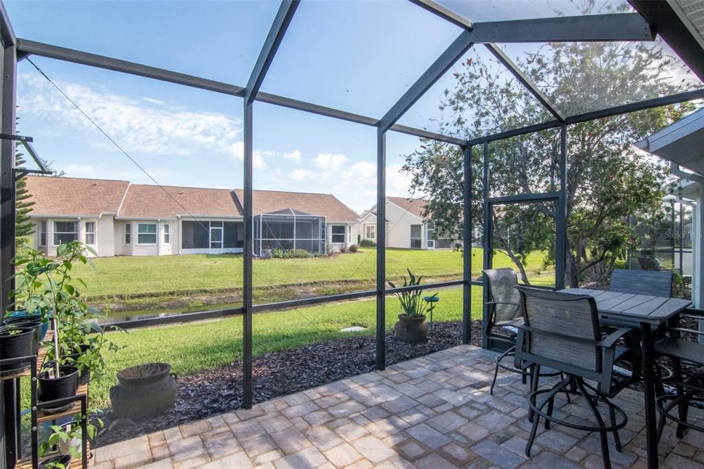 For Sale: $279,500 (2 beds, 2 baths, 1332 Square Feet)