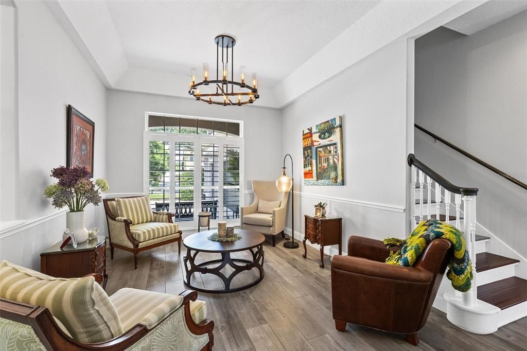 Active With Contract: $975,000 (5 beds, 3 baths, 4006 Square Feet)