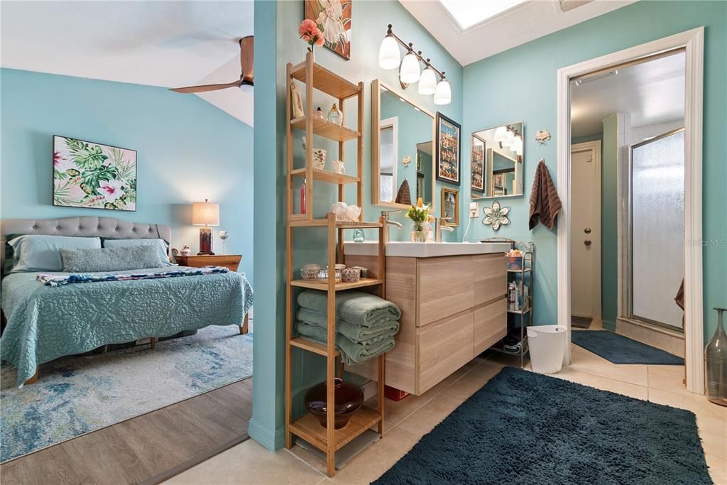 Activo con contrato: $237,900 (3 camas, 2 baños, 1664 Pies cuadrados)