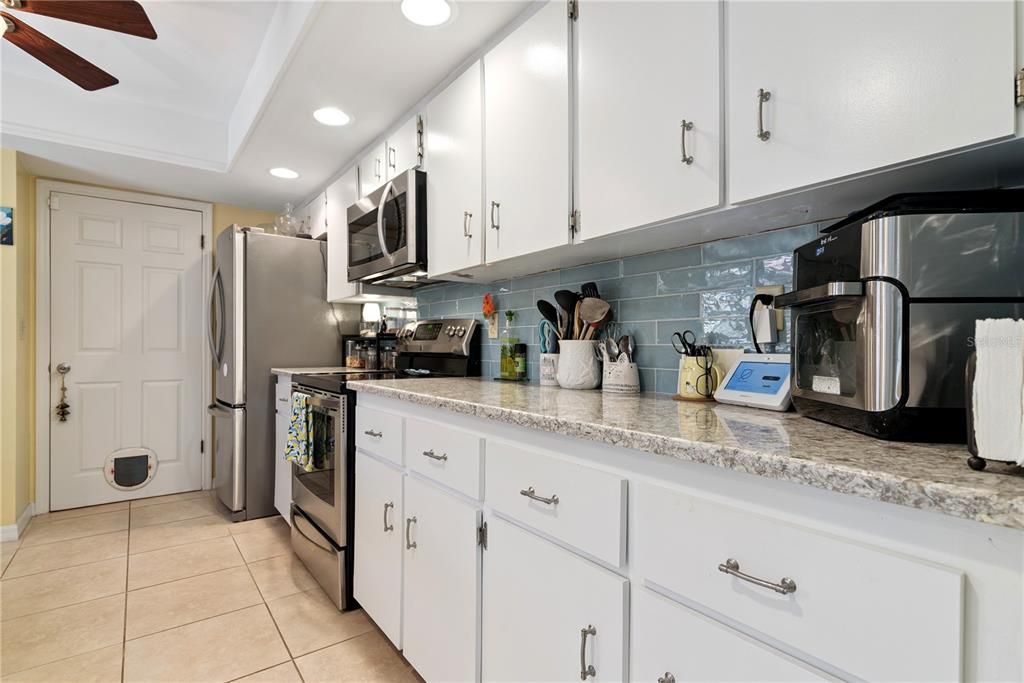 Activo con contrato: $237,900 (3 camas, 2 baños, 1664 Pies cuadrados)