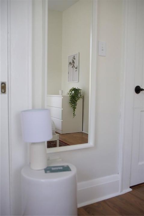 For Sale: $290,000 (3 beds, 1 baths, 1096 Square Feet)