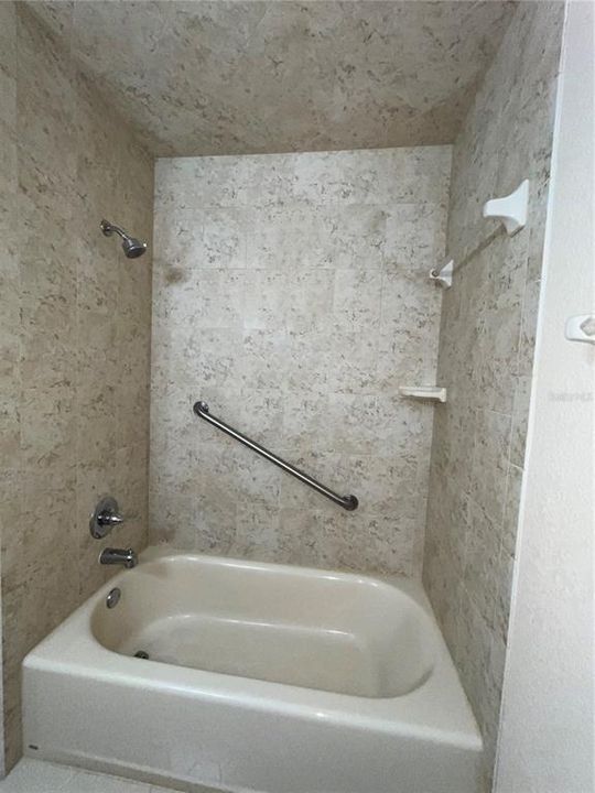 En Venta: $190,000 (2 camas, 2 baños, 1422 Pies cuadrados)