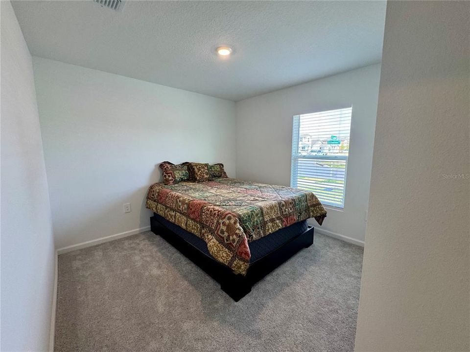 For Sale: $320,000 (3 beds, 2 baths, 1487 Square Feet)