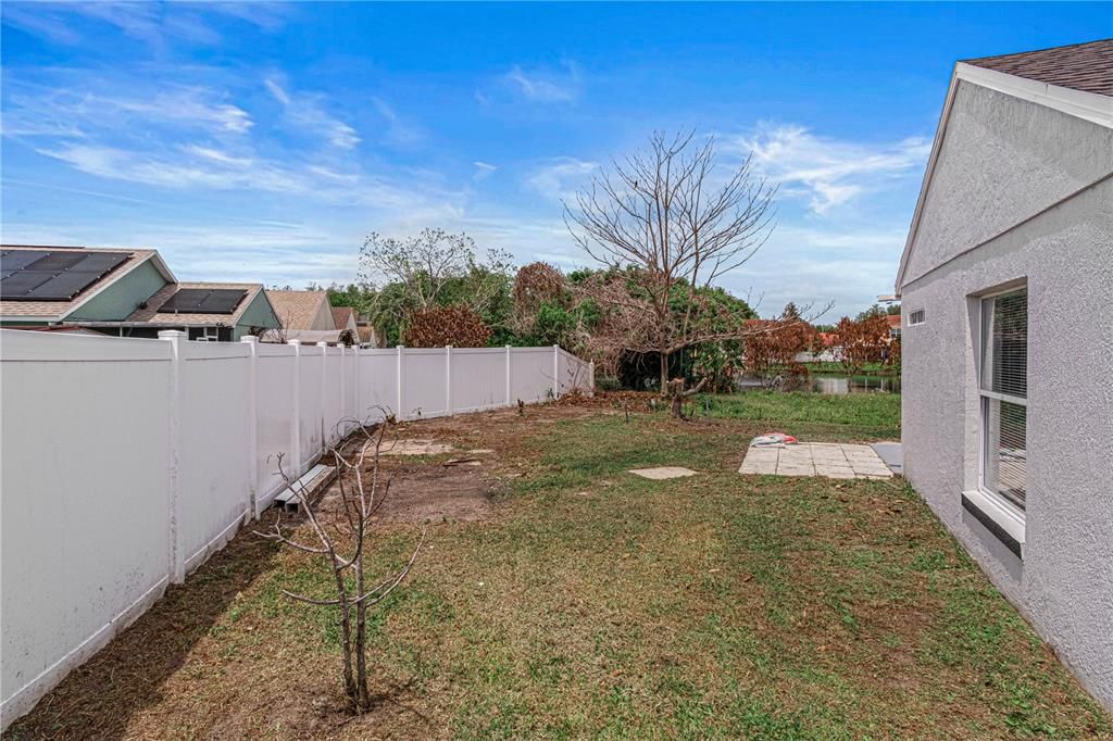 Activo con contrato: $349,750 (3 camas, 2 baños, 1104 Pies cuadrados)