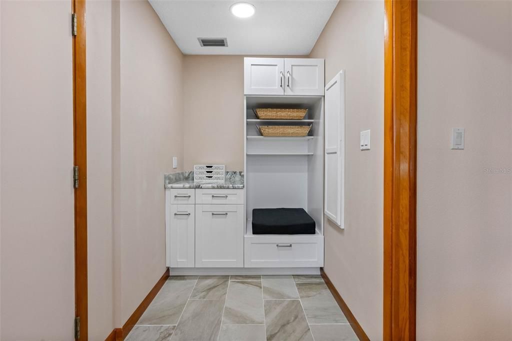 En Venta: $1,500,000 (3 camas, 4 baños, 2723 Pies cuadrados)