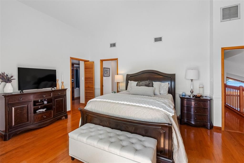 En Venta: $1,500,000 (3 camas, 4 baños, 2723 Pies cuadrados)