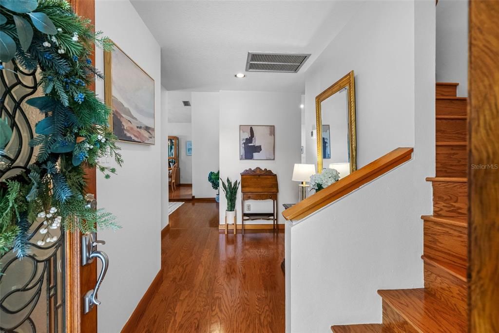En Venta: $1,500,000 (3 camas, 4 baños, 2723 Pies cuadrados)