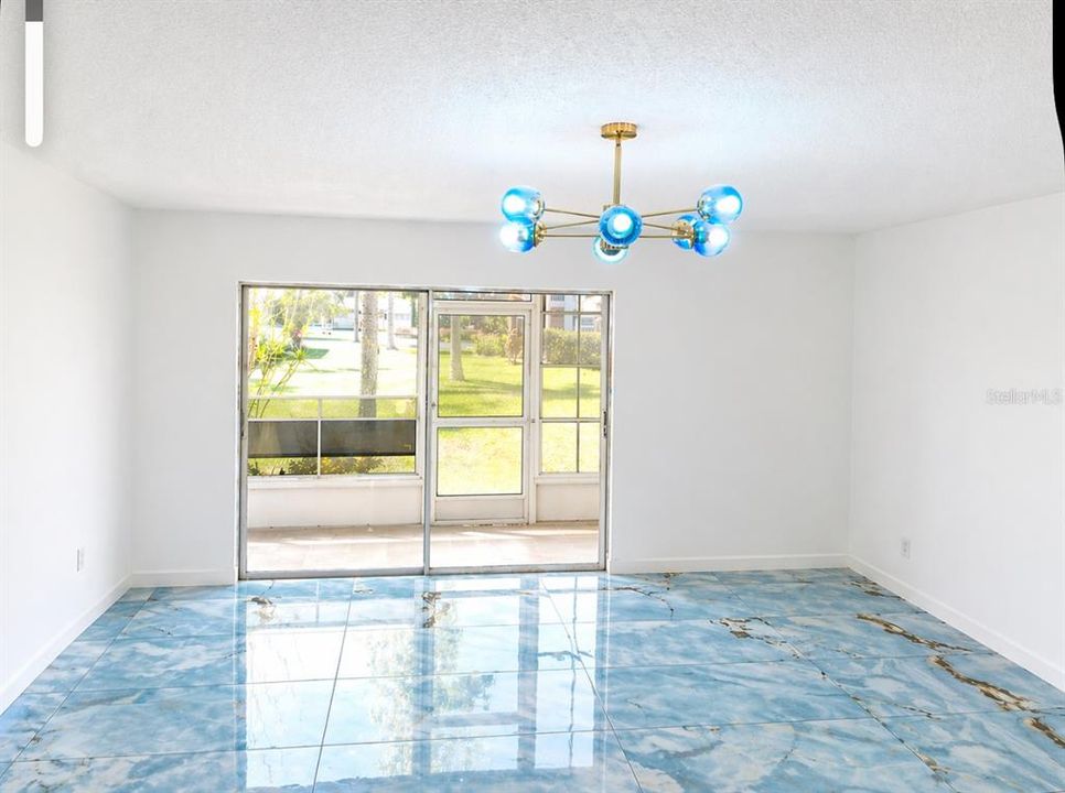 For Sale: $145,000 (2 beds, 2 baths, 1008 Square Feet)
