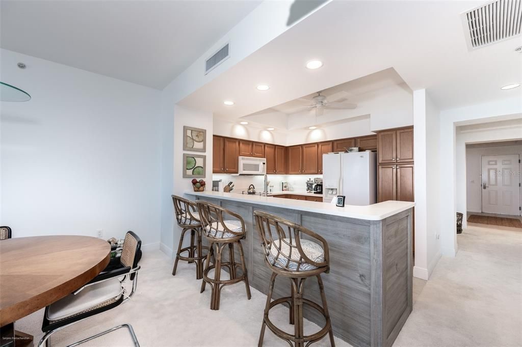 For Rent: $6,500 (3 beds, 3 baths, 1893 Square Feet)