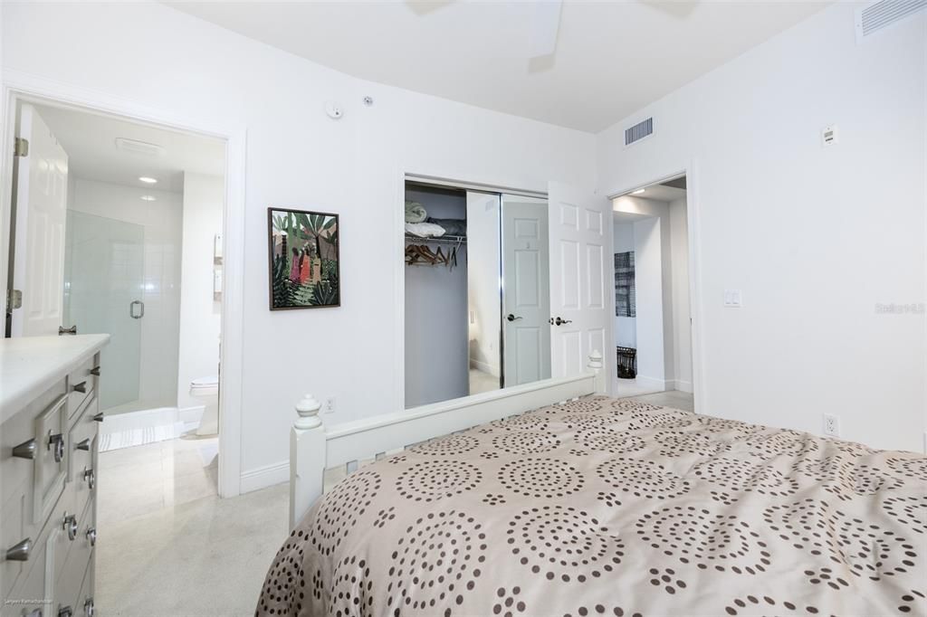 For Rent: $6,500 (3 beds, 3 baths, 1893 Square Feet)