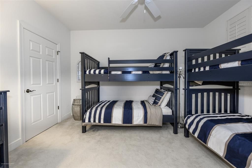 For Rent: $6,500 (3 beds, 3 baths, 1893 Square Feet)