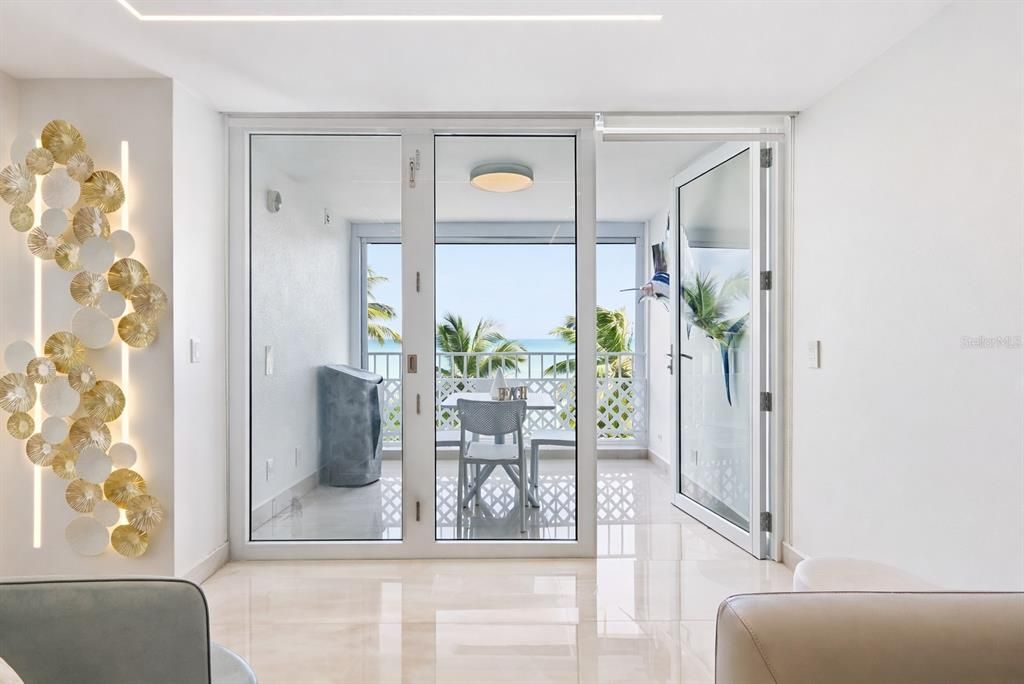 Activo con contrato: $599,000 (2 camas, 2 baños, 960 Pies cuadrados)