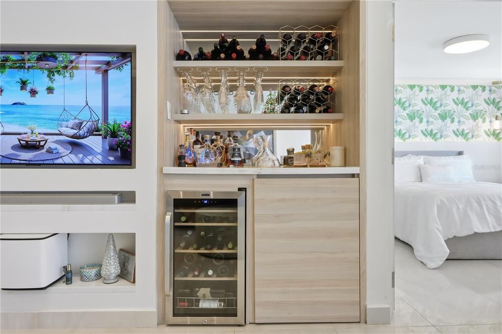 Activo con contrato: $599,000 (2 camas, 2 baños, 960 Pies cuadrados)