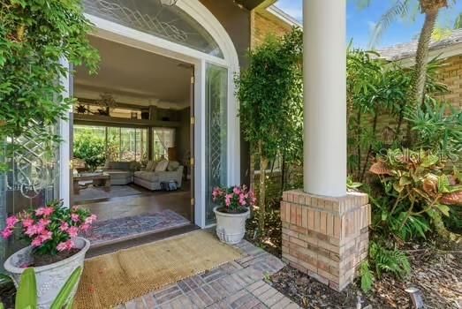 На продажу: $1,799,990 (6 спален, 4 ванн, 6227 Квадратных фут)
