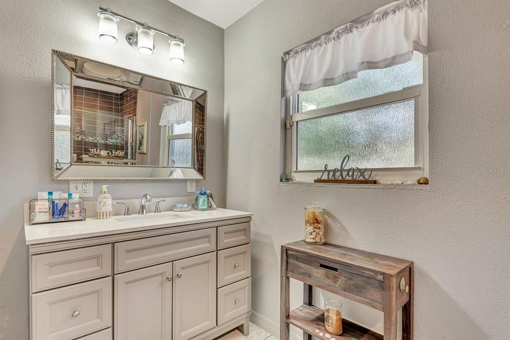 Active With Contract: $350,000 (3 beds, 2 baths, 1437 Square Feet)
