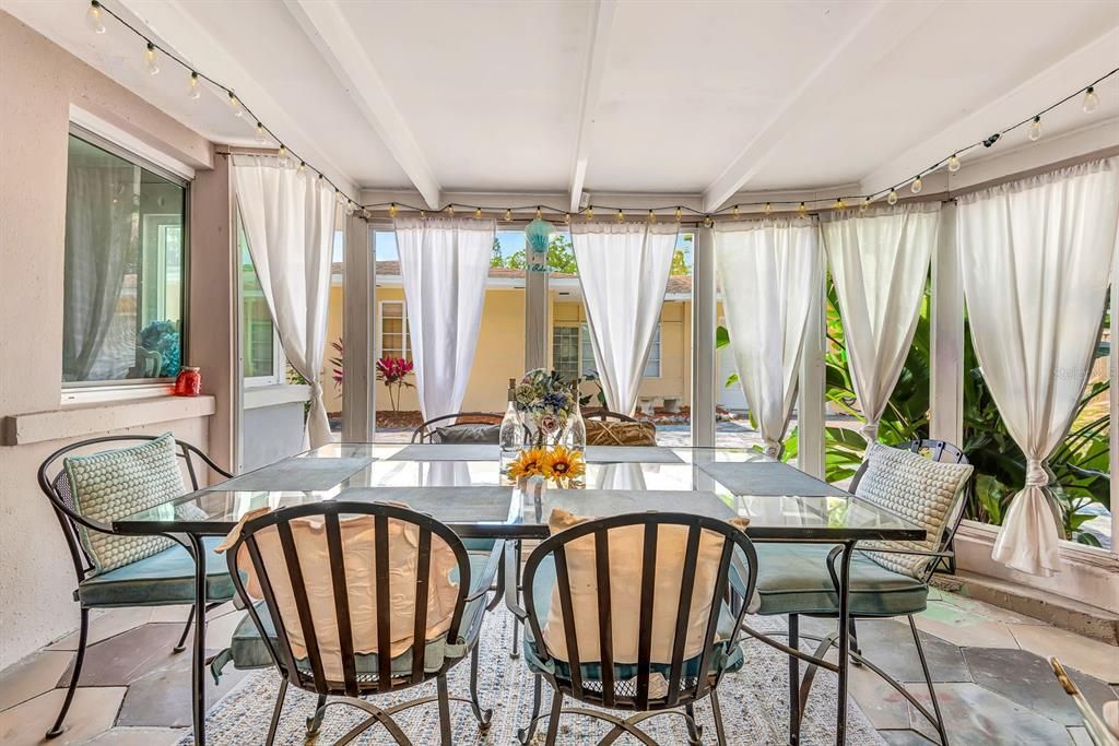 Active With Contract: $350,000 (3 beds, 2 baths, 1437 Square Feet)