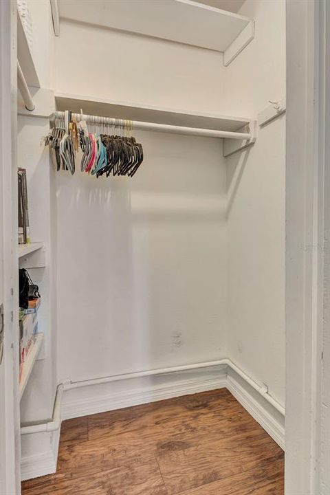 Active With Contract: $350,000 (3 beds, 2 baths, 1437 Square Feet)