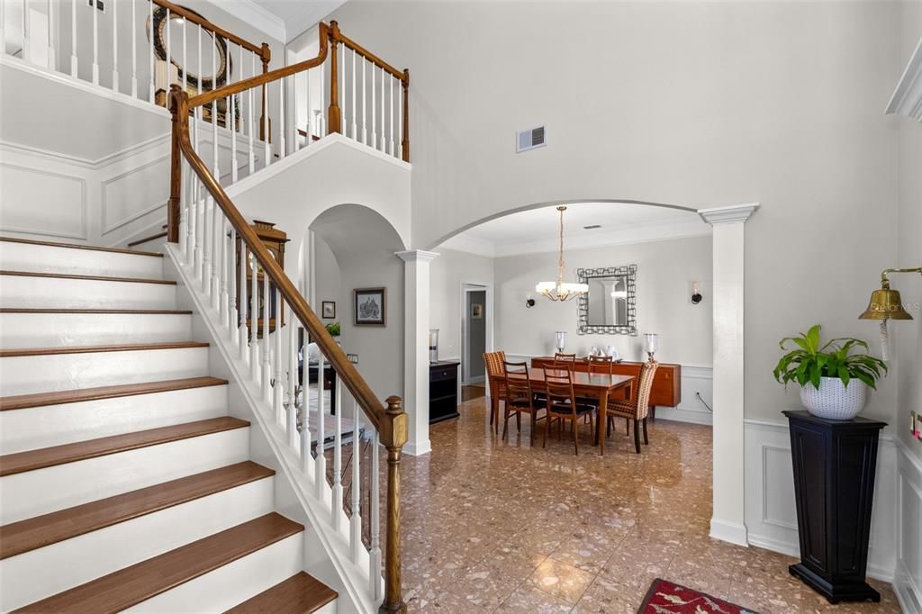 Activo con contrato: $824,900 (4 camas, 2 baños, 2902 Pies cuadrados)