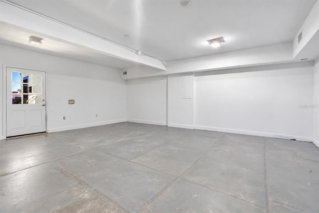 For Sale: $2,500,000 (0 beds, 0 baths, 1352 Square Feet)