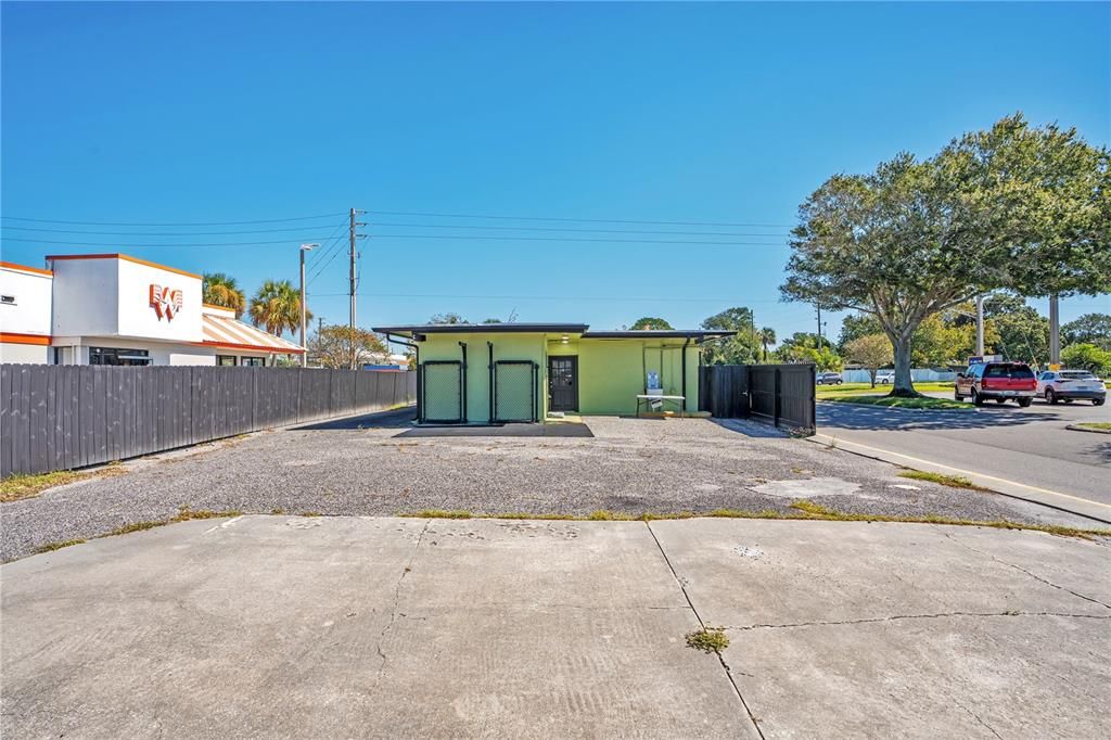 For Sale: $2,500,000 (0 beds, 0 baths, 1352 Square Feet)