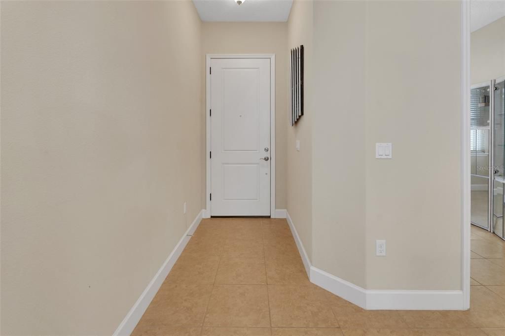 Active With Contract: $358,900 (2 beds, 2 baths, 1512 Square Feet)