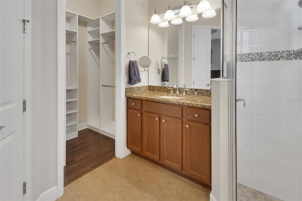 Active With Contract: $358,900 (2 beds, 2 baths, 1512 Square Feet)
