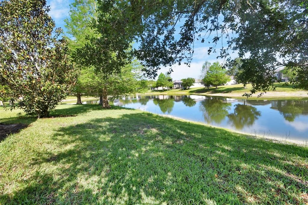Active With Contract: $358,900 (2 beds, 2 baths, 1512 Square Feet)