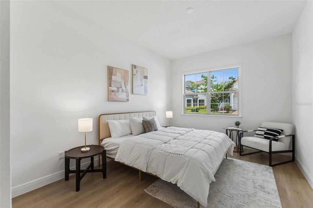 Active With Contract: $1,300,000 (5 beds, 5 baths, 3992 Square Feet)