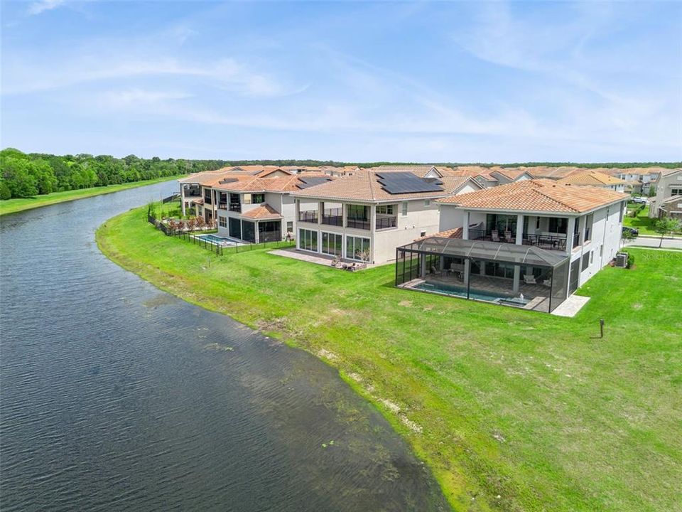 Active With Contract: $1,300,000 (5 beds, 5 baths, 3992 Square Feet)