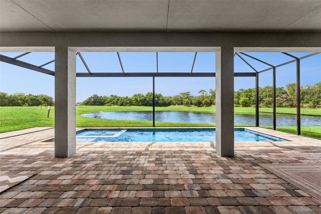 Active With Contract: $1,300,000 (5 beds, 5 baths, 3992 Square Feet)