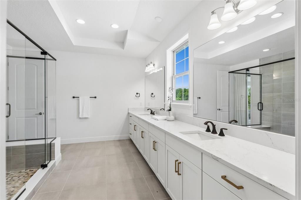 Active With Contract: $1,300,000 (5 beds, 5 baths, 3992 Square Feet)