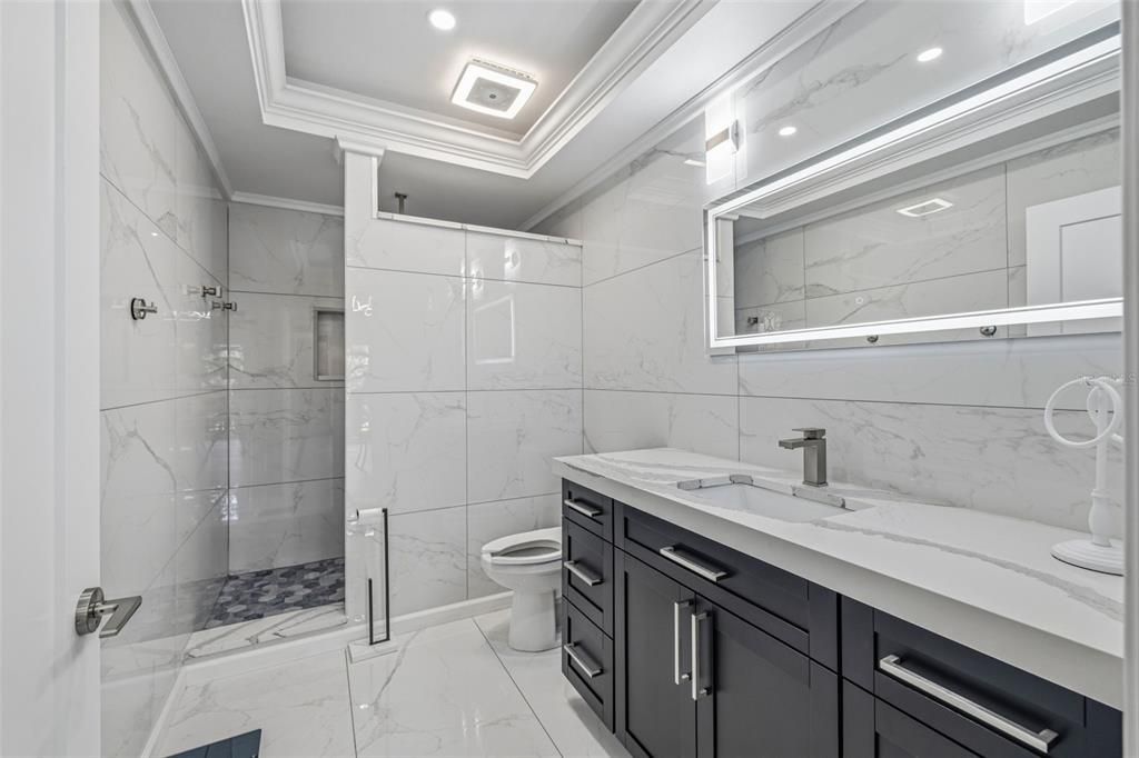En Venta: $1,599,000 (6 camas, 5 baños, 3404 Pies cuadrados)